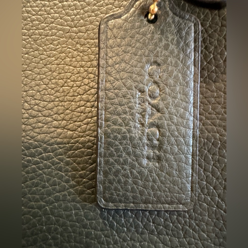 Coach - Mollie Tote - Dark Green Pebbled Leather - EUC Three Compartments - Picture 11 of 11